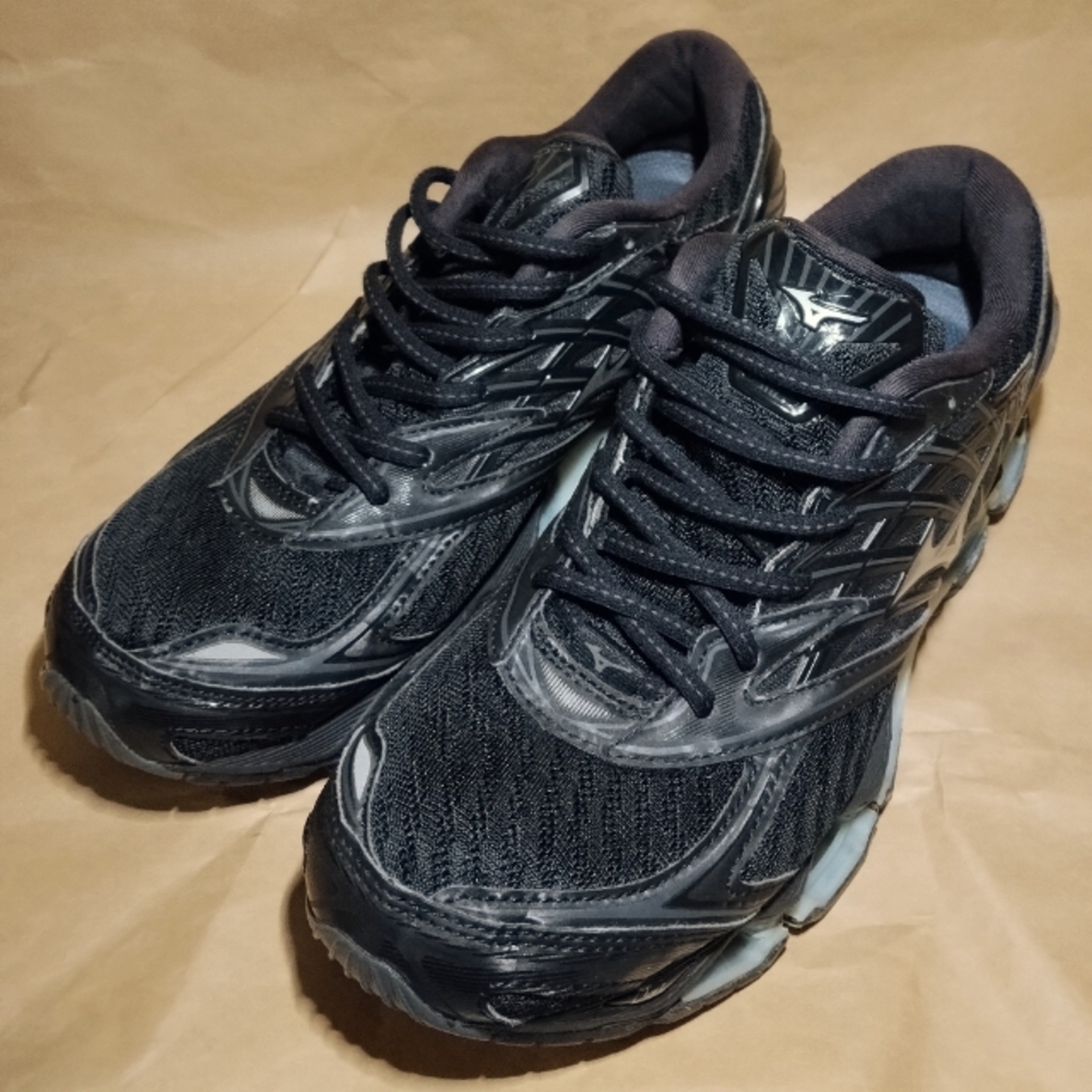 Mizuno Wave Prophecy 8 woman